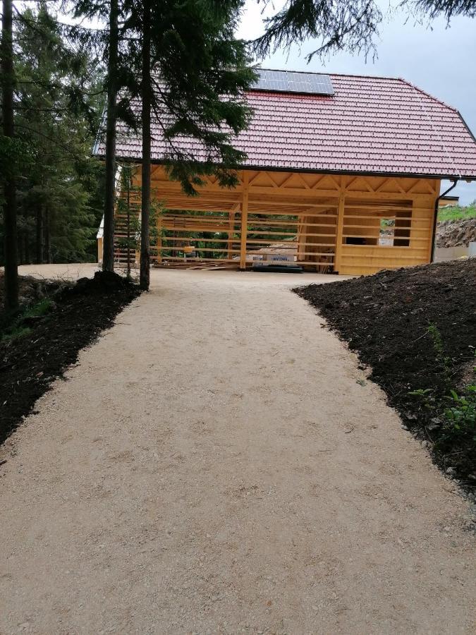 Hotel Kamp Beli Gaber Stari Trg pri Lozu Exterior foto